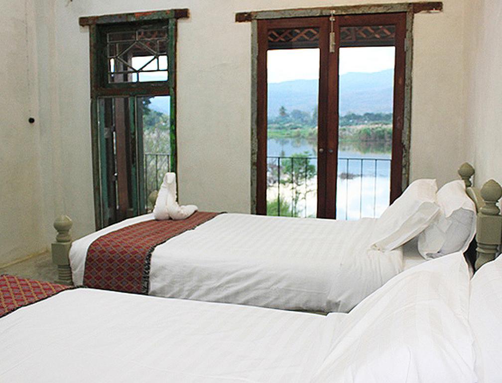 Phu-Anna Eco House Hotel Hot Room photo